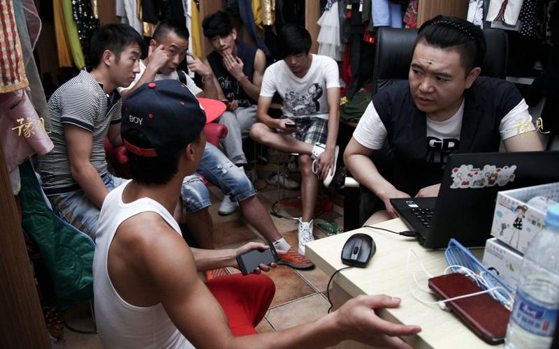 物化批判与自我觉醒（对夜场女的训狗模式的看法）